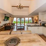 Feriehus Ardkilly Ridge, Town,sleeps 8 *
