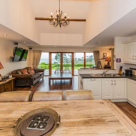 別荘 Ardkilly Ridge, Town,sleeps 8 *