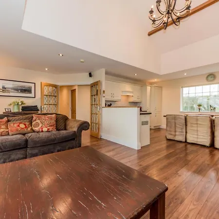 度假居 Ardkilly Ridge, Town,sleeps 8 金塞尔