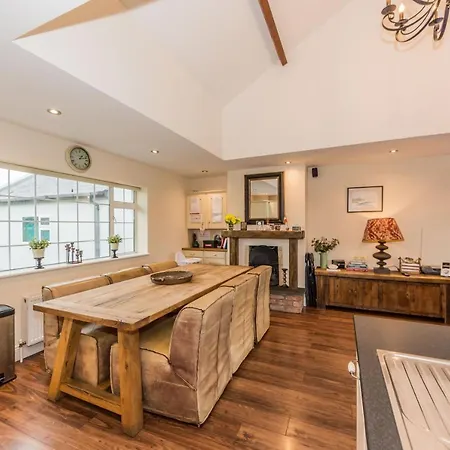 別荘 Ardkilly Ridge, Town,sleeps 8 キンセール