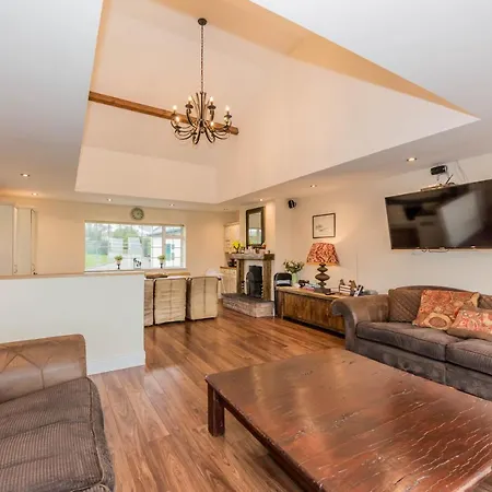 بيت للعطل Ardkilly Ridge, Town,sleeps 8