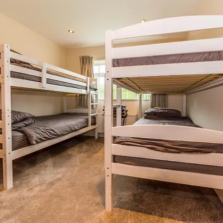 Ardkilly Ridge, Town,sleeps 8 度假居