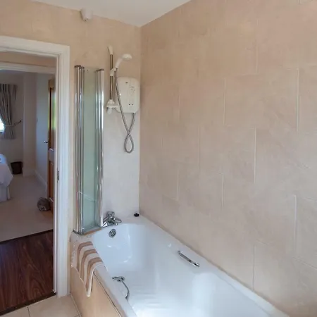 Ardkilly Ridge, Town,sleeps 8 *