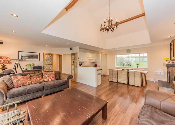 Ardkilly Ridge, Town,sleeps 8