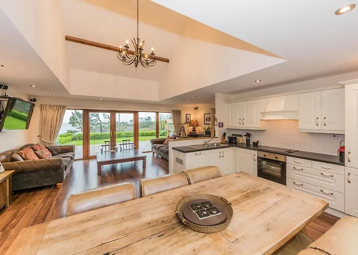 Hébergement de vacances Ardkilly Ridge, Town,sleeps 8 *