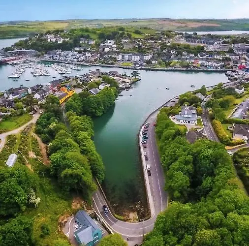 Ardkilly Ridge, Town,sleeps 8 Hébergement de vacances Kinsale