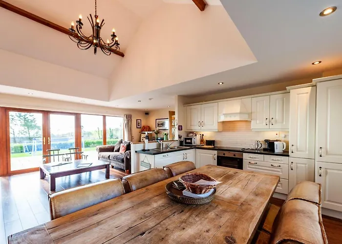 Hébergement de vacances Ardkilly Ridge, Town,sleeps 8