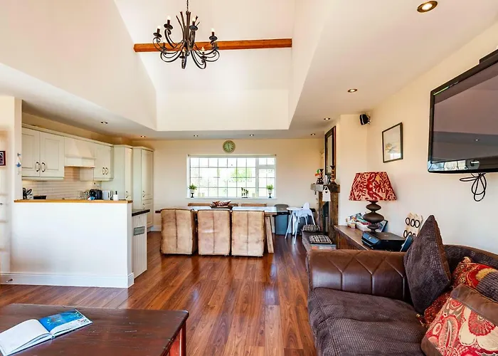 Hébergement de vacances Ardkilly Ridge, Town,sleeps 8 *