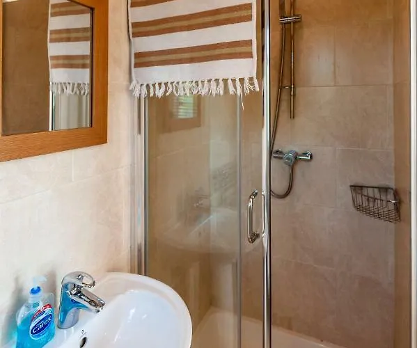 Ardkilly Ridge, Town,sleeps 8 * Kinsale